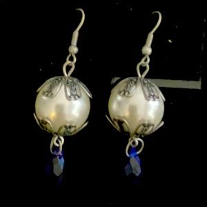 💎 4 for $20💎 Vintage Glam Faux Pearl Glass Bead Drop Pierced  Earrings Blue